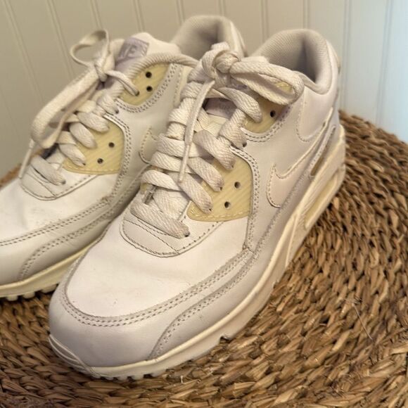 Nike Air Max White Sneakers - 5Y - Good Condition - Picture 2 of 11